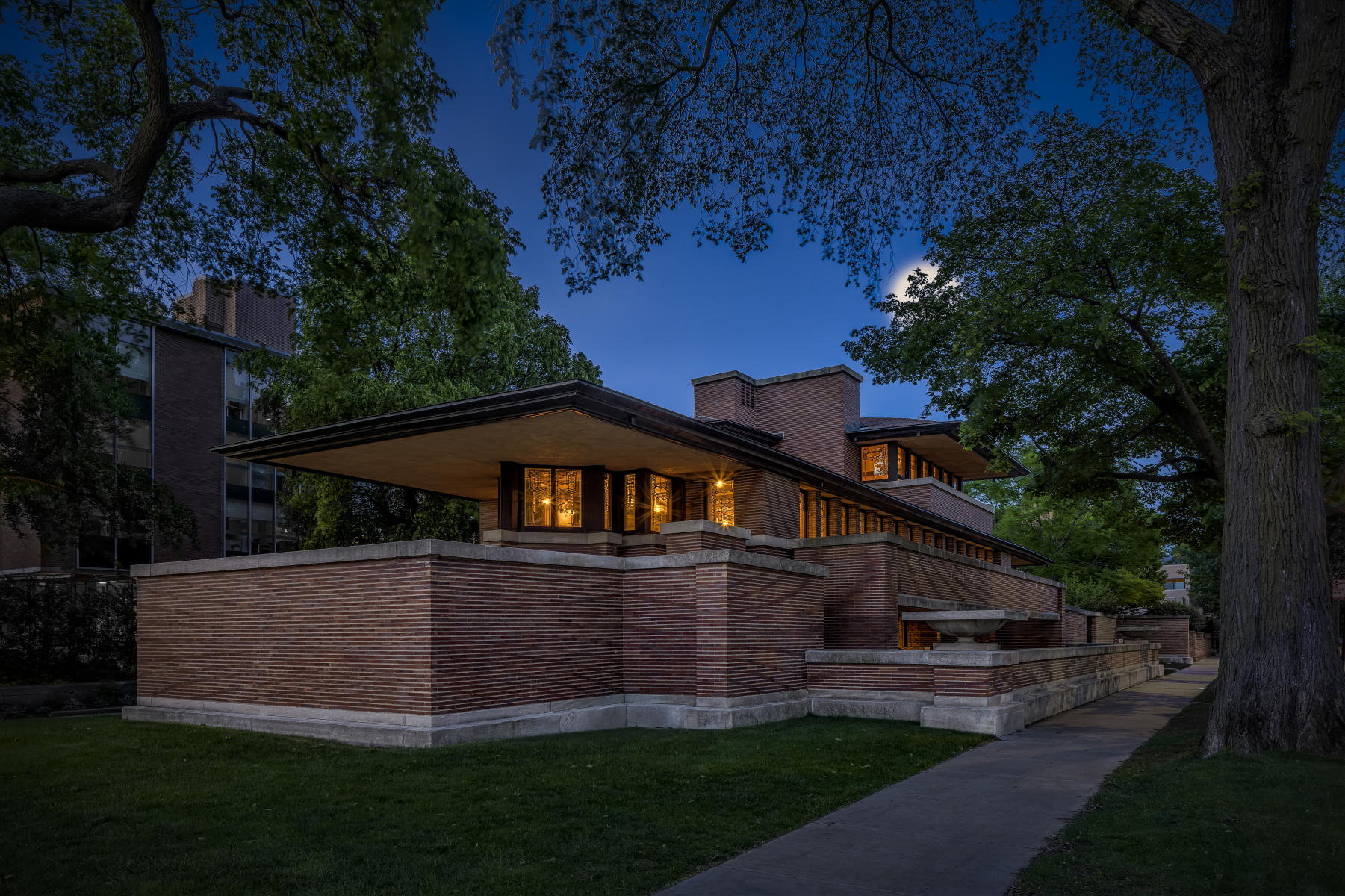 The Frederick C. Robie House - 1909 - Frank Lloyd Wright - Hyde Park in Chicago
