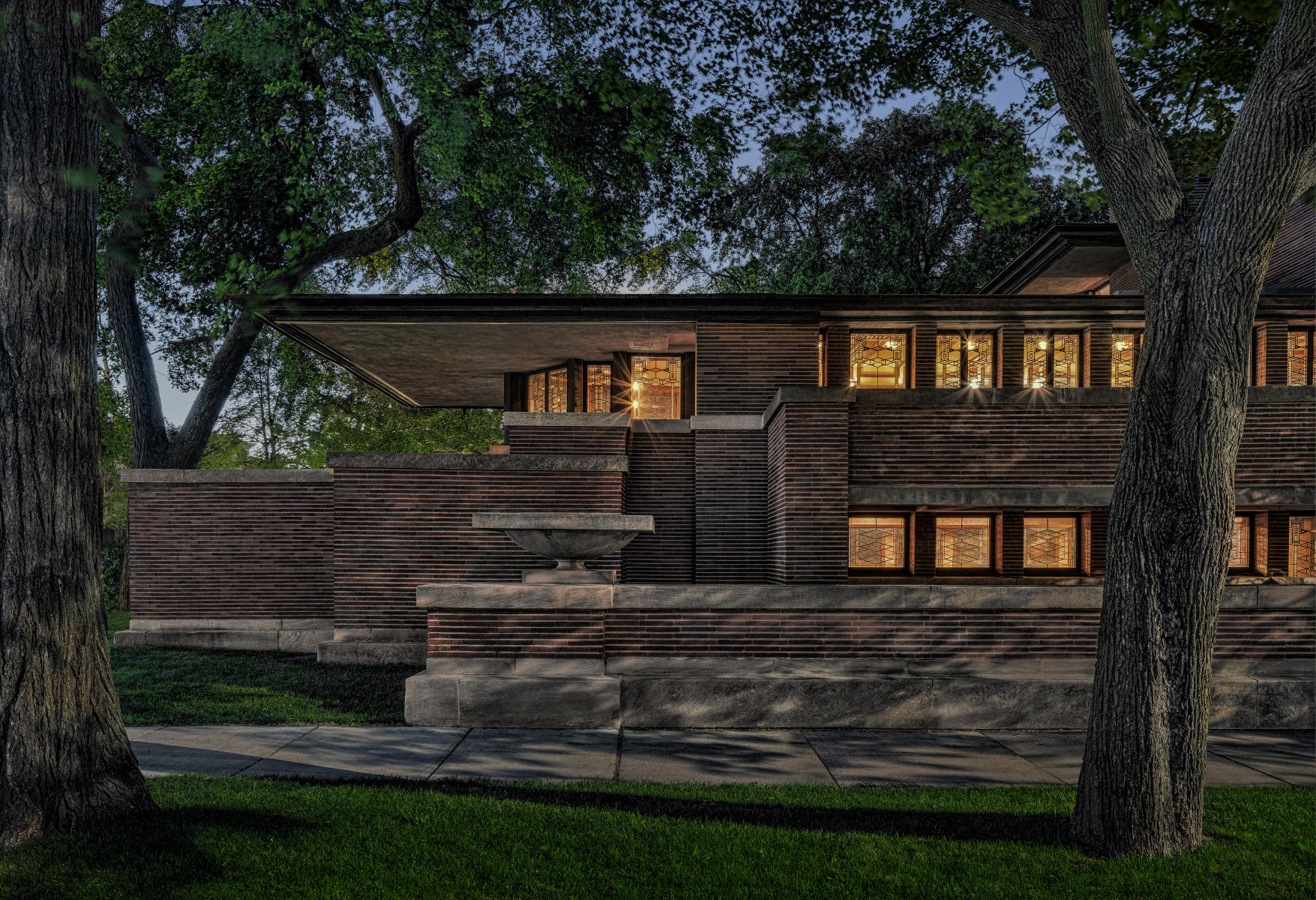 The Frederick C. Robie House - 1909 - Frank Lloyd Wright - Hyde Park in Chicago