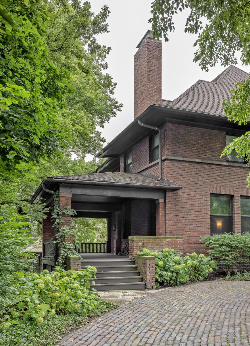 The Catherine M. White 'Double' House - 1897 - Myron Hunt - Evanston