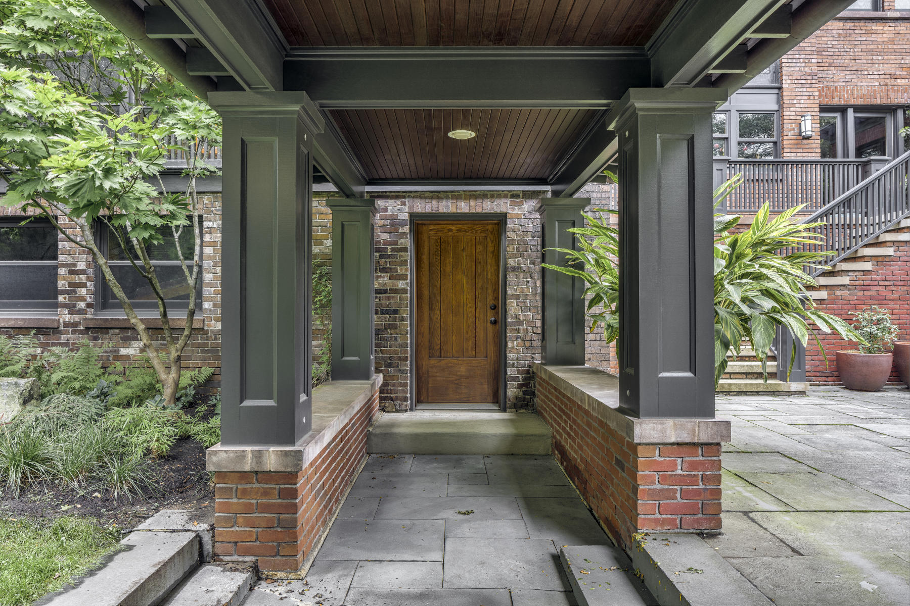 The Catherine M. White 'Double' House - 1897 - Myron Hunt - Evanston