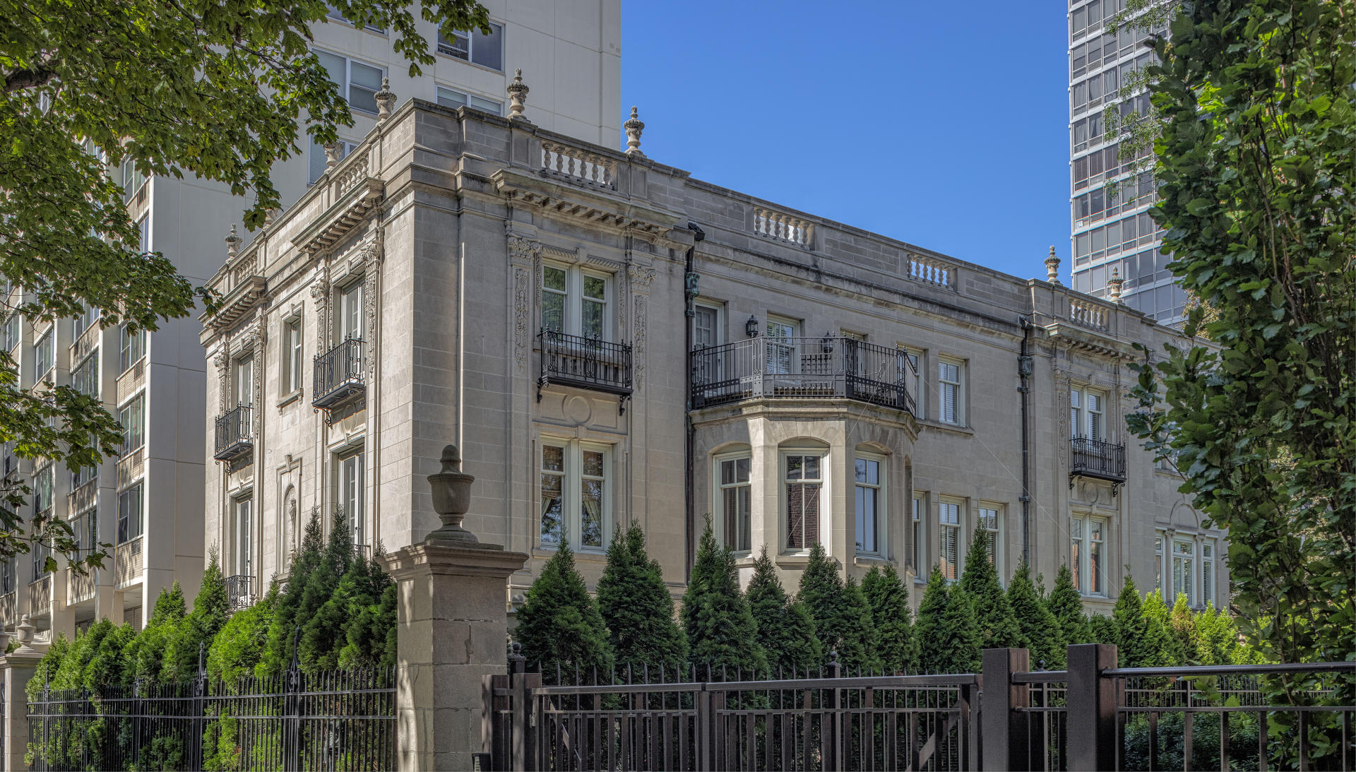 The Philip T. Starck House - 1925 - Ernest Mayo - Chicago