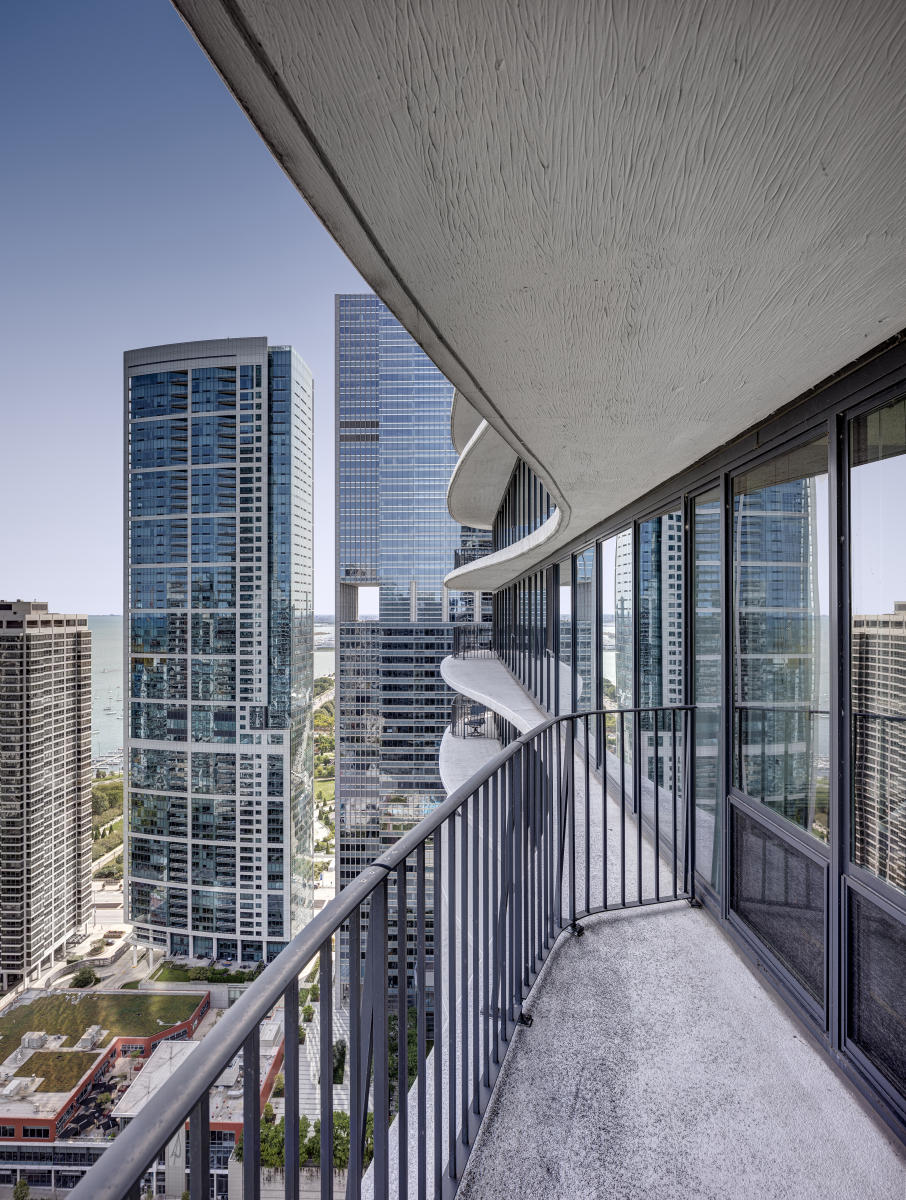 The Aqua Tower - 2010 - Jeanne Gang Studio Gang - Chicago