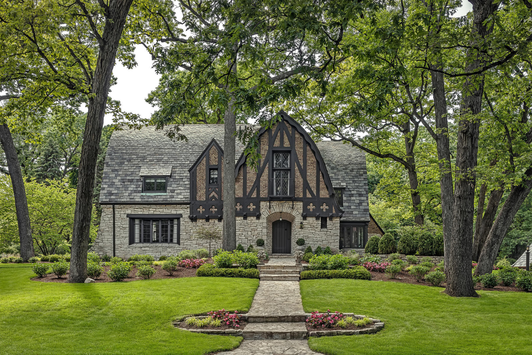 The S. B. Smith House - 1928 - Harold Zook - Hinsdale