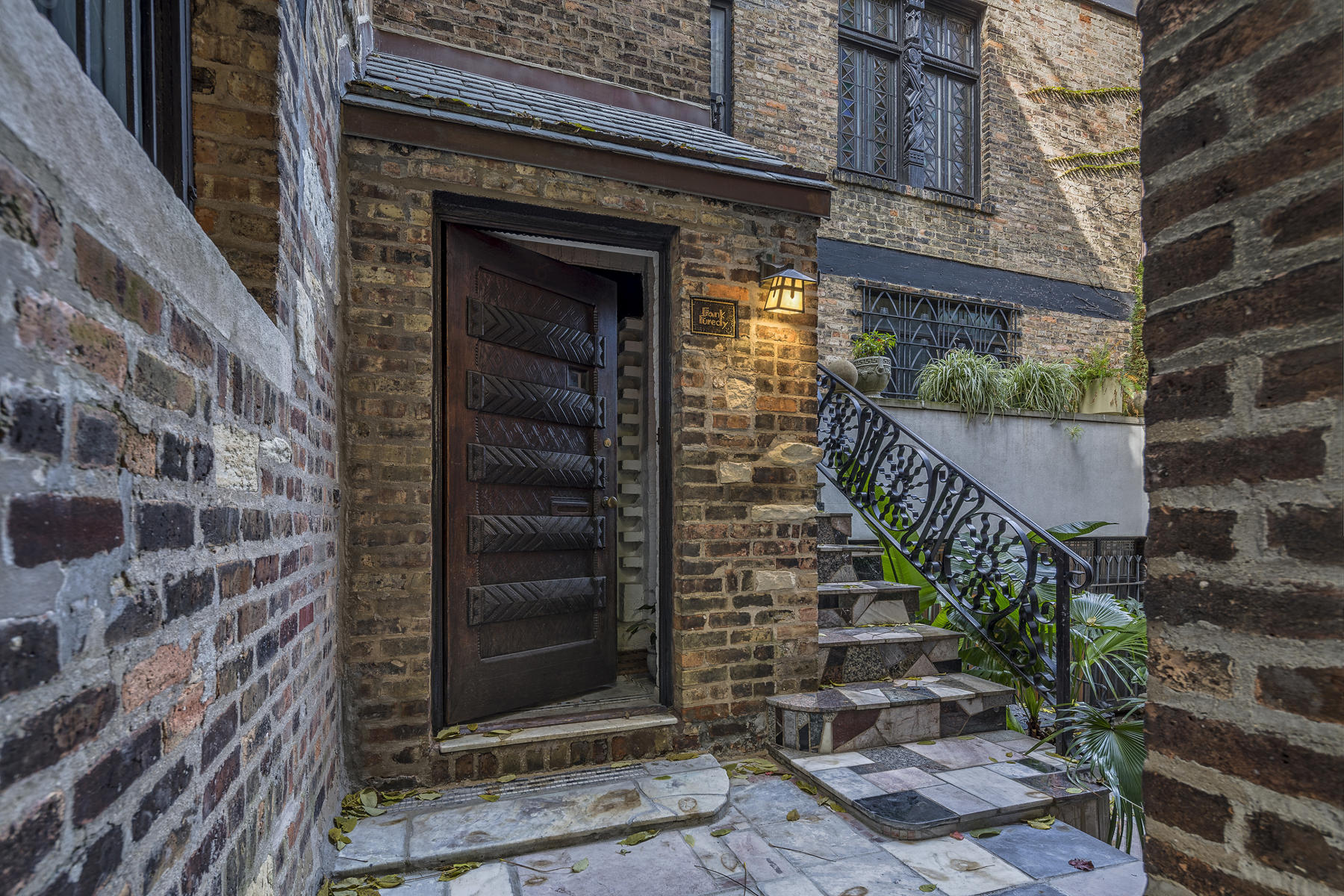The R. W. Glasner Studio - 1928 - Edgar Miller - Chicago
