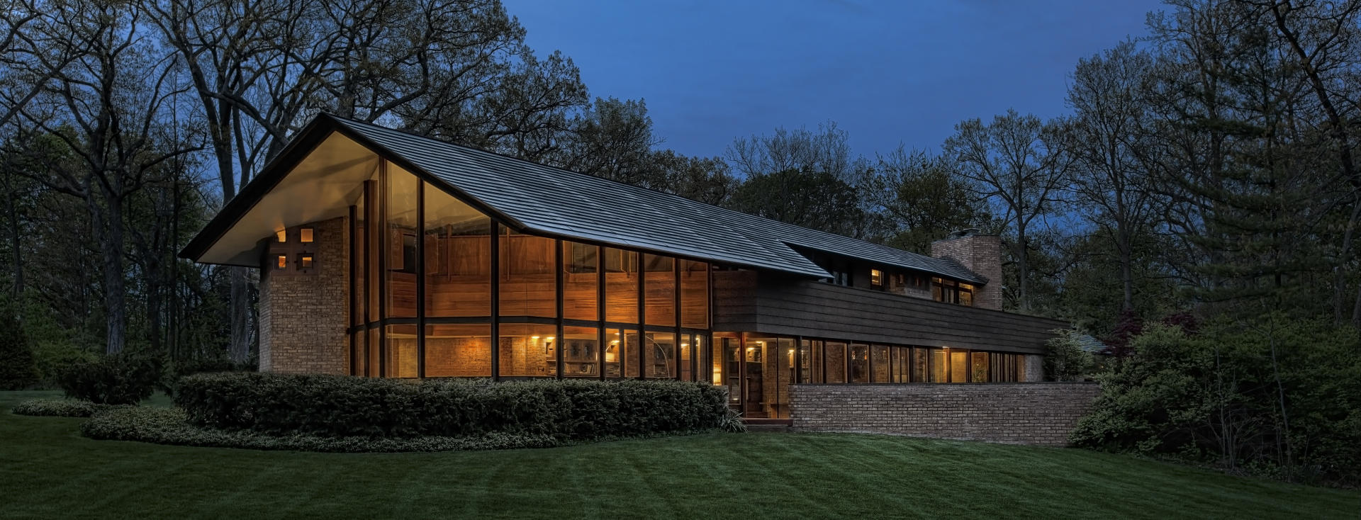 The Charles F. Glore House - 1951 - Frank Lloyd Wright - Lake Forest
