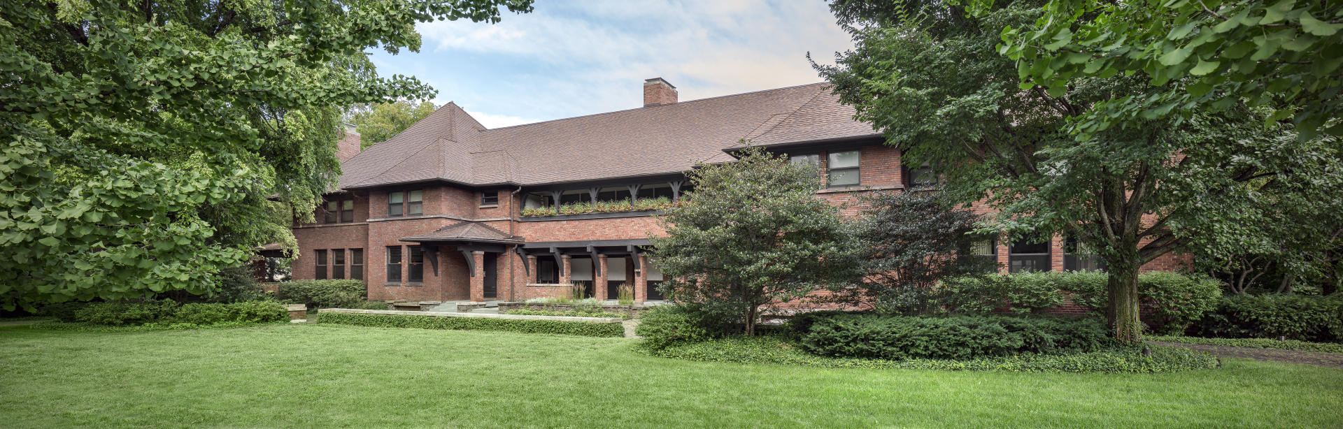 The Catherine M. White 'Double' House - 1897 - Myron Hunt - Evanston