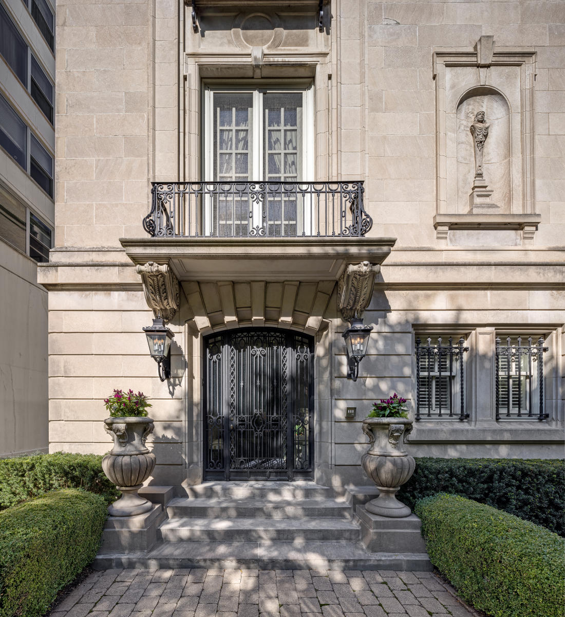 The Philip T. Starck House - 1925 - Ernest Mayo - Chicago