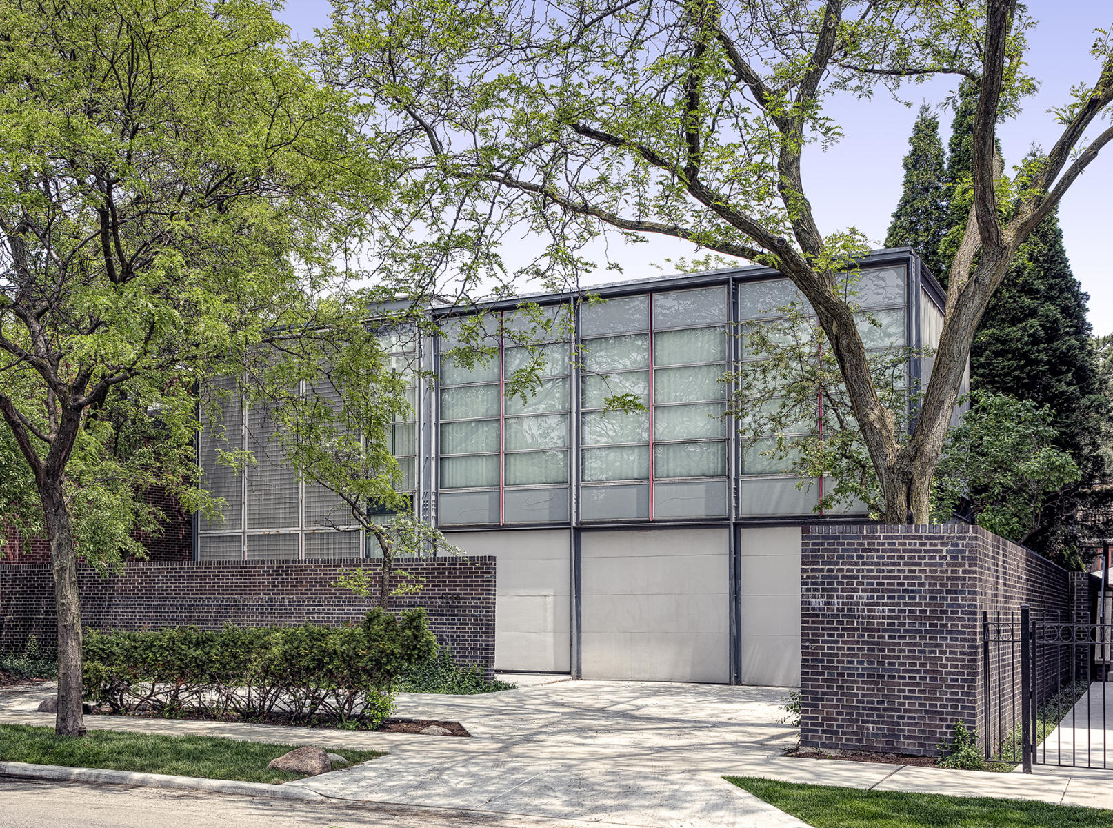 The Steel and Glass House - 1981 - Krueck Sexton Partners - Chicago