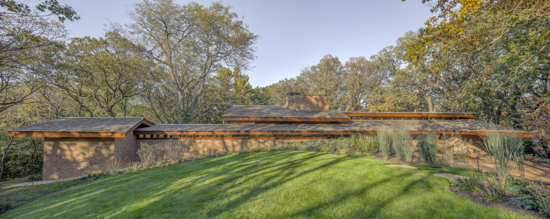 The Louis Fredrick House - 1957 - Frank Lloyd Wright - Barrington