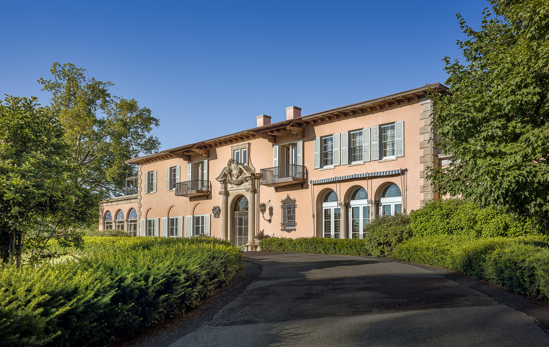 The Samuel Insull & Cuneo Mansion and Estate - 1916 - Benjamin Marshall - Vernon Hills