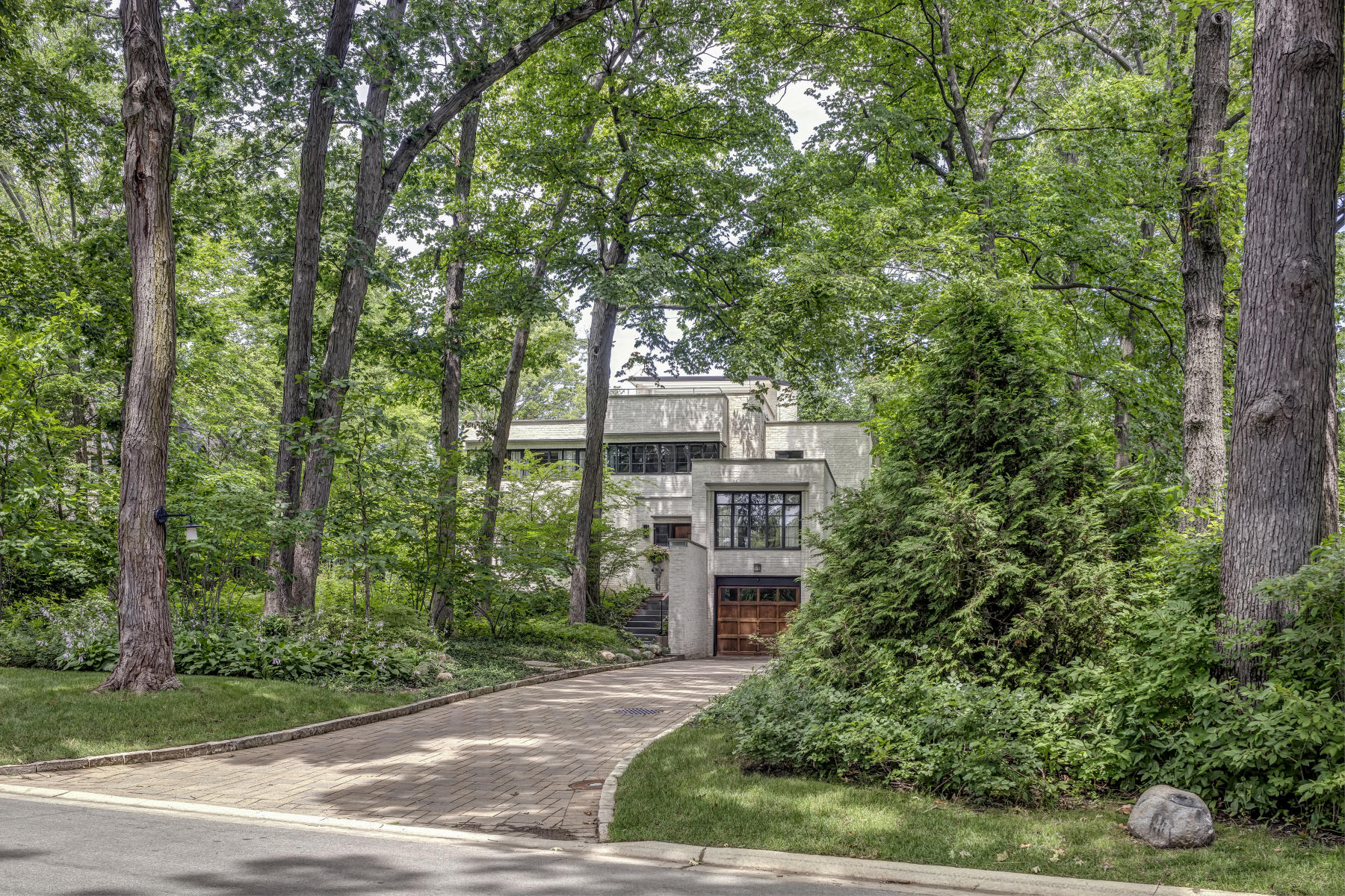 The Henry Dubin House or Battledeck House - 1930 - Henry Dubin - Highland Park