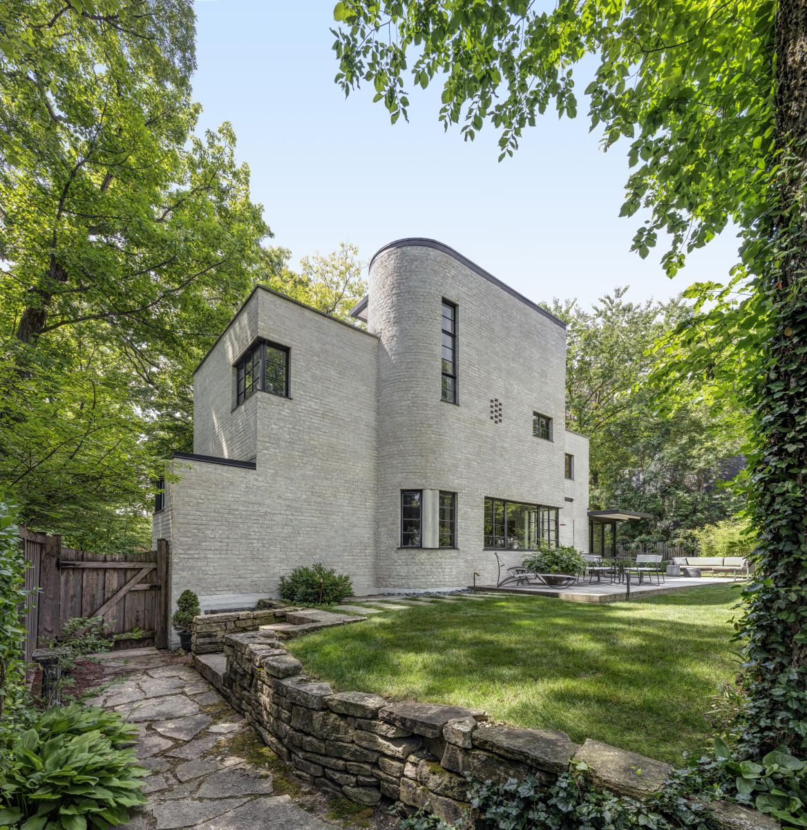 The Henry Dubin House or Battledeck House - 1930 - Henry Dubin - Highland Park