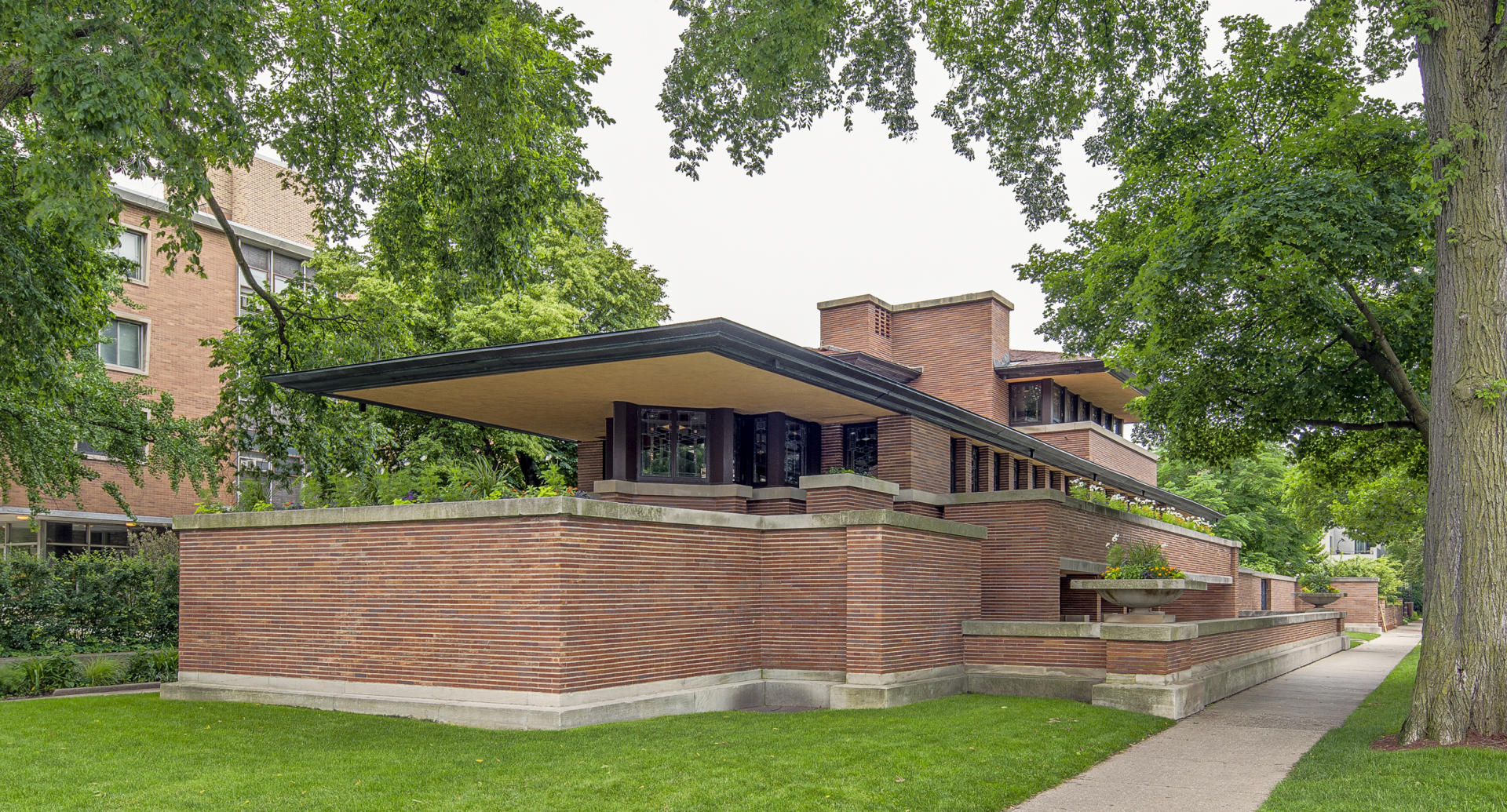 The Frederick C. Robie House - 1909 - Frank Lloyd Wright - Hyde Park in Chicago