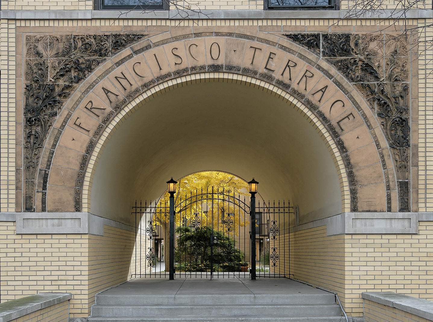 Francisco Terrace Ornamental Arch - 1895 - Frank Lloyd Wright - Oak Park
